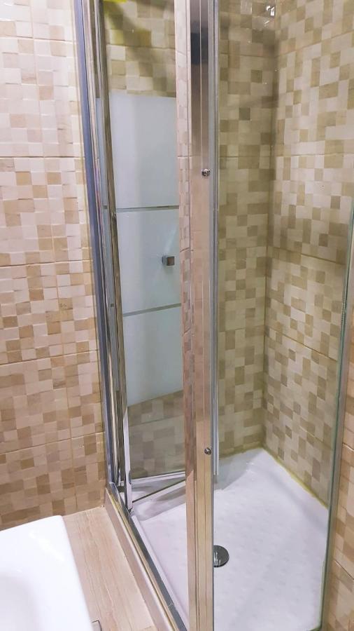 Habitacion, Salita Y Bano Privado, Reate Lbi00466 Бильбао Экстерьер фото